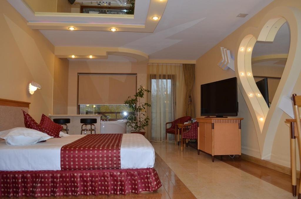 Hotel La Scoica Land Năvodari الغرفة الصورة