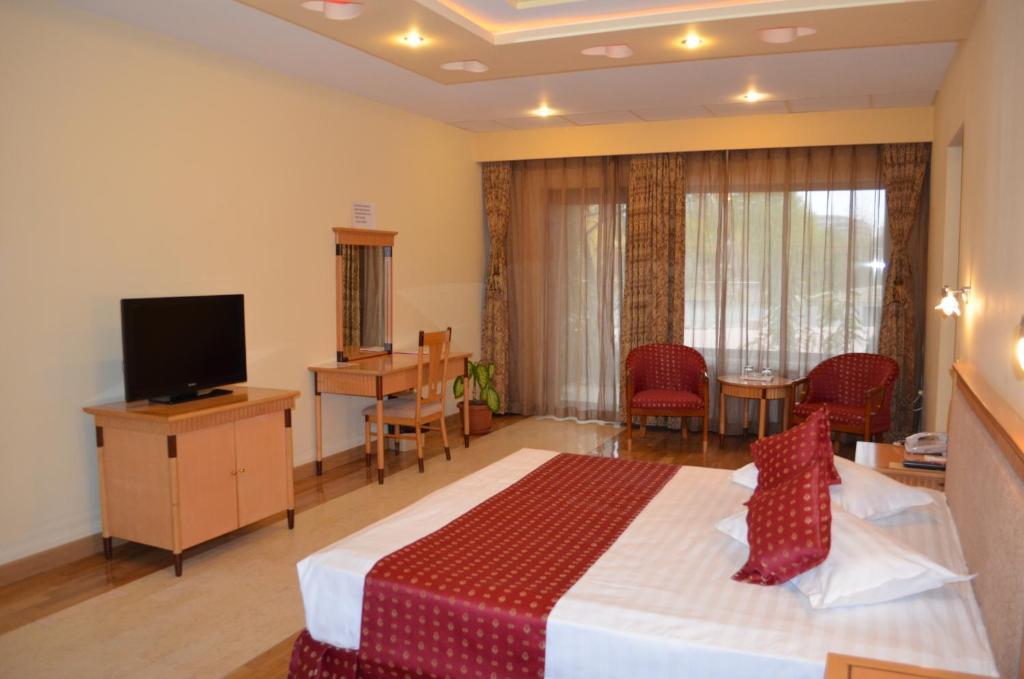 Hotel La Scoica Land Năvodari الغرفة الصورة